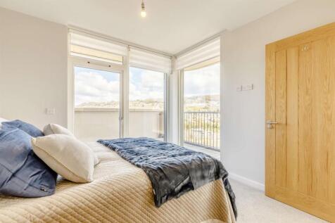 Show apartment