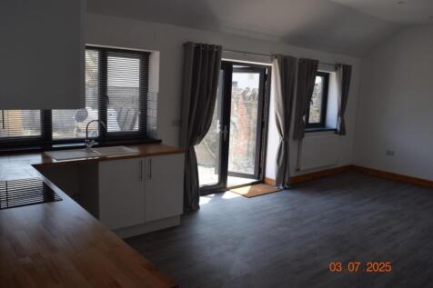 Kitchen/Lounge