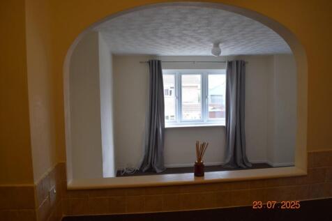 View from Kitchen into Lounge
