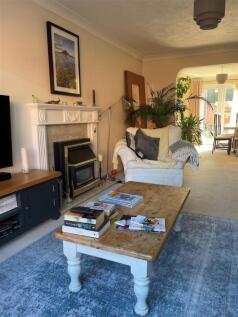 Lounge through to Dining Area