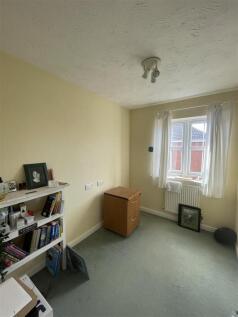 Bedroom 5 Study