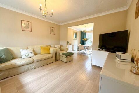 Living Room/Diner