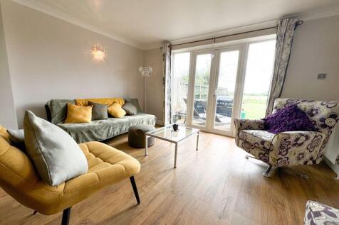 Living Room/Diner