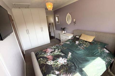 Master bedroom with Ensuite