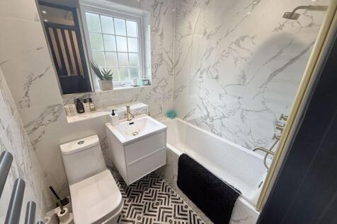 Family bathroom