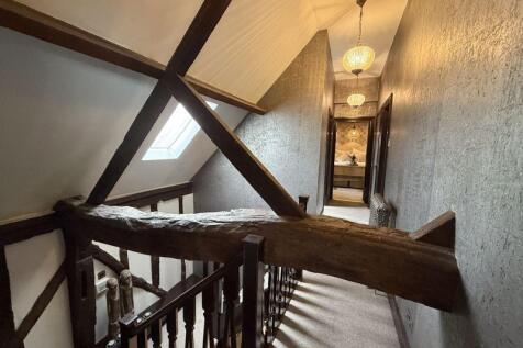 Exposed beams