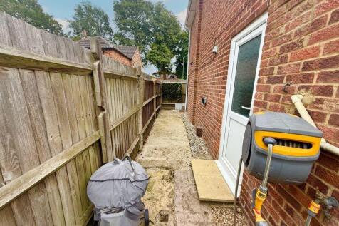 Side access