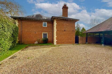 Side Access Next To Car Port