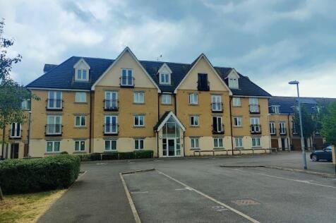 FIRST FLOOR FLAT, LANGLEY HOUSE, HOUNSLOW, TW4 6E