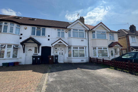 ASH GROVE, HOUNSLOW, HESTON, TW5 9DU