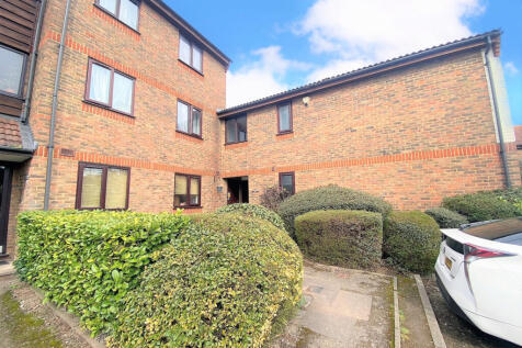 Marchside Close, Hounslow, TW5 9BX