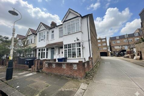 4 bed end terrace for sale Derwent Road, Ealing W