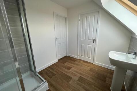 Ensuite (2).jpg