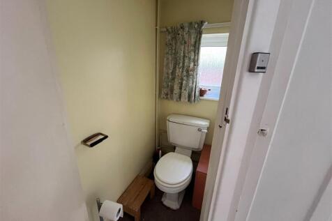 Cloakroom.jpg