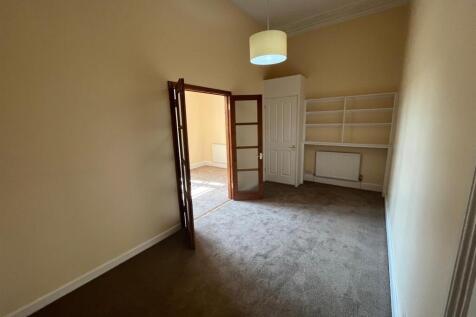 Bedroom 3(2).jpg