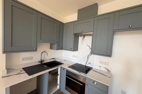 Kitchen - 1.jpg