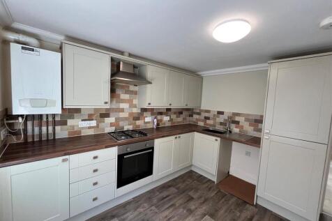 Kitchen 3.jpg