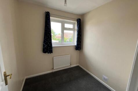 Third bedroom 2.jpg