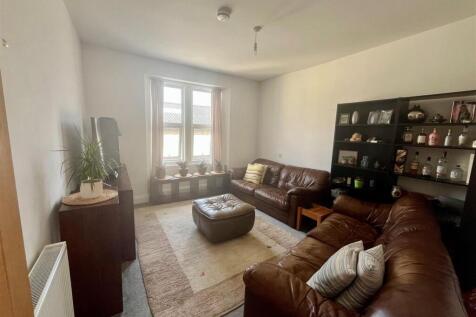 Lounge 1.jpg
