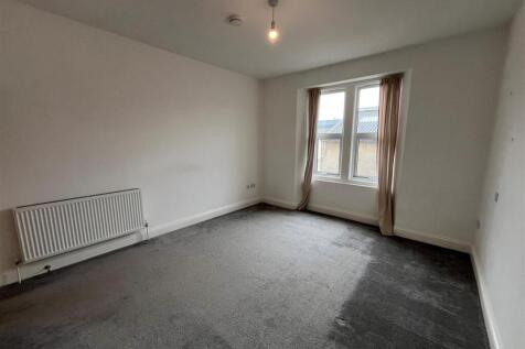Bedroom 4.jpg
