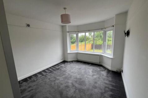 Master bedroom 2.jpg