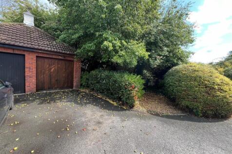 Garage 3.jpg