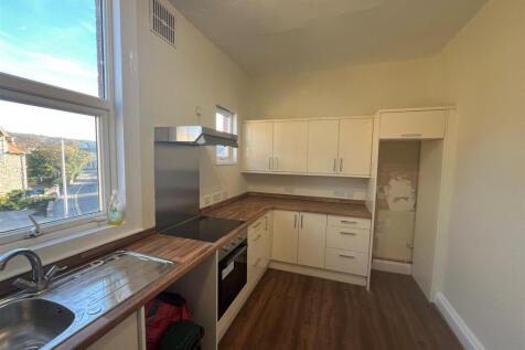 Kitchen 1.jpg
