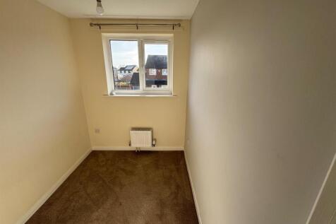 Bedroom 3.jpg