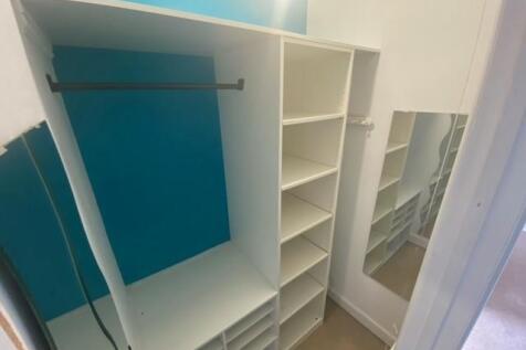 Closet.jpg