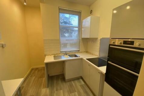 Kitchen 2.jpg