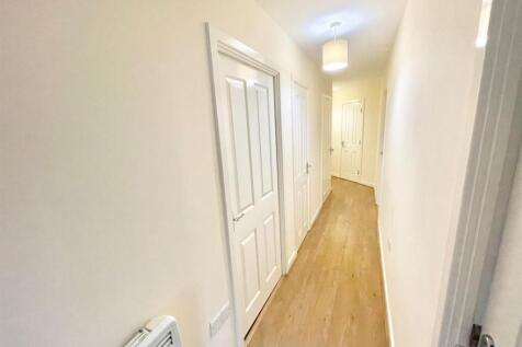Hallway.jpg