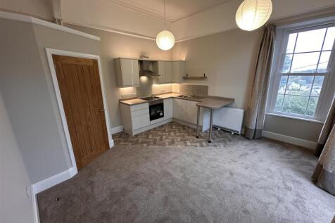 Kitchen/lounge