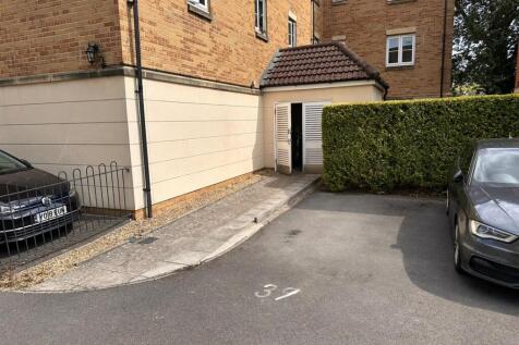 Exterior Parking