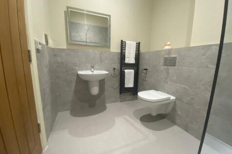 flat 1 1.jpg