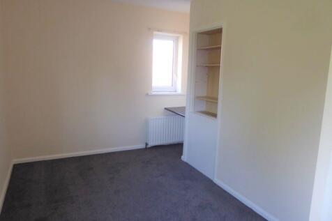 30 NORBY ESTATE - BED 2.JPG