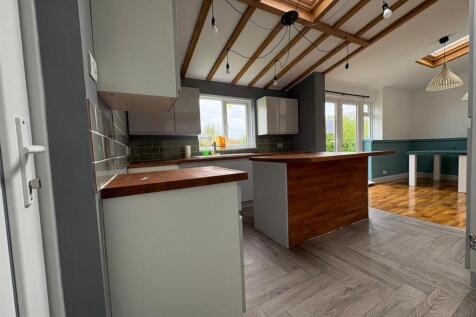 Photo 04-11-2025, 11 41 11 (4).jpg