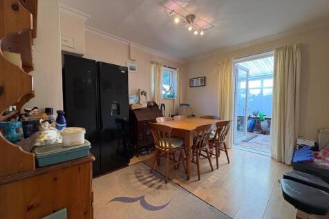 Photo 19-11-2025, 14 43 38.jpg