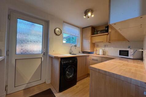 Photo 19-11-2025, 14 43 39 (1).jpg