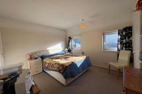 Photo 19-11-2025, 14 43 42.jpg