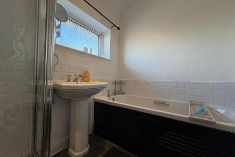 Photo 19-11-2025, 14 43 43 (3).jpg