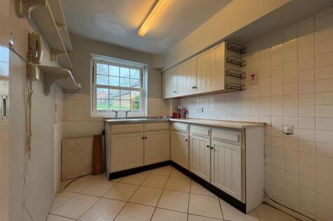 Photo 13-11-2025, 15 14 10 (6).jpg