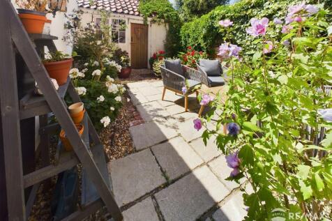 Rear Garden.jpg