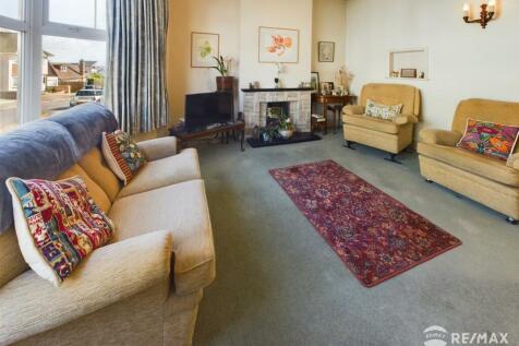 Sitting Room.jpg
