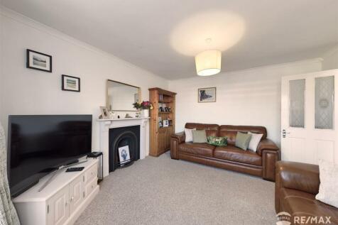 Sitting Room 2.jpg