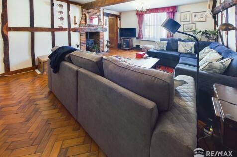 Sitting Room 4.jpg