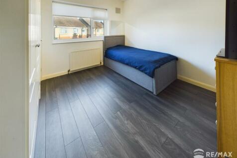 Bedroom 3.jpg