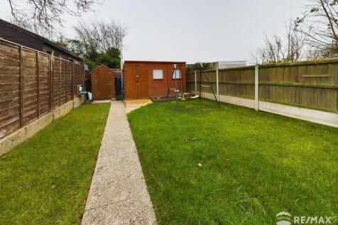 Rear Garden (2).jpg