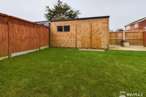 Rear Garden (3).jpg