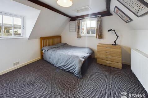 Bedroom 3.jpg