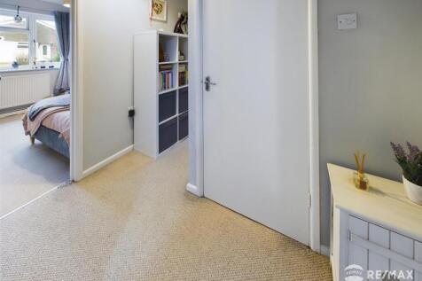 Entrance Hall.jpg